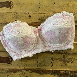 POUR MOI INTIMATES STRETCH PINK WHITE LACE DETAIL CONVERTIBLE STRAPLESS BRA 30F